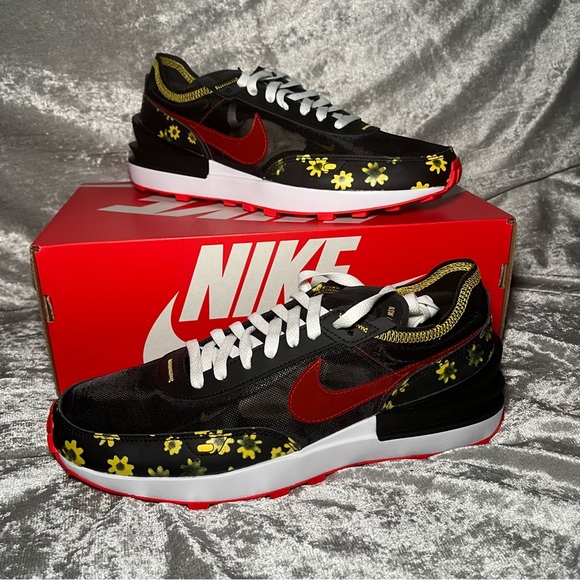 NEW Nike Waffle One Men’s 9.5 Black/Habanero Red DQ7637-001 Low Top Running Shoe - Picture 1 of 8
